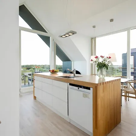Lovely In With House Sea View